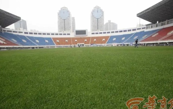 孙浩献唱助威陕西联合主场赛事