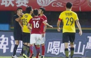 国安主帅：丢球多不代表防守糟糕 曹永竞红牌自己也很沮丧