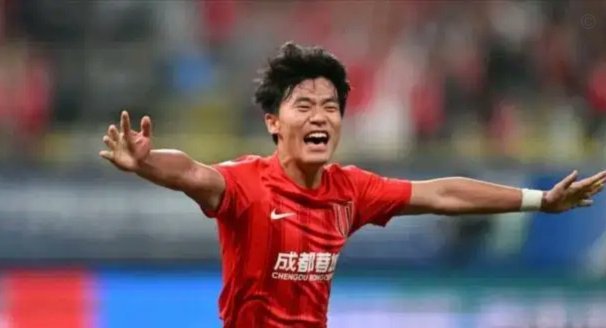 约翰：我认为胡荷韬没入选国足不是伤病原因，我们会帮助他