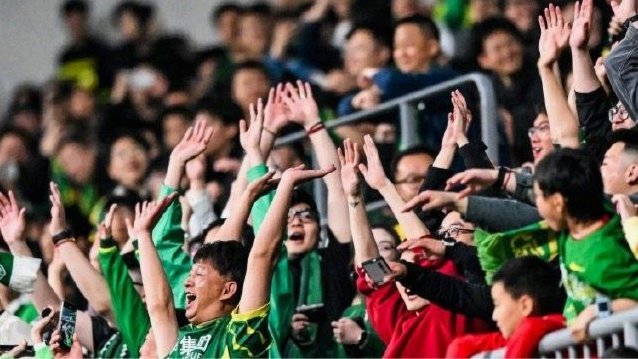 朱艺：中超半程场均现场观众30389人，32场现场观众超4万