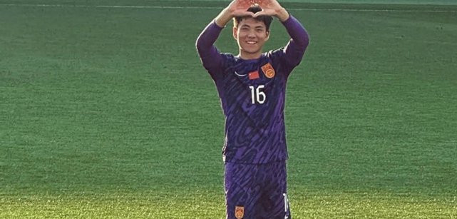 李昊炎梅开二度率队逆转取胜