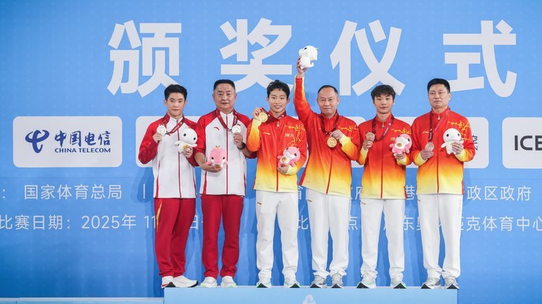西班牙首发合照+赛事预告